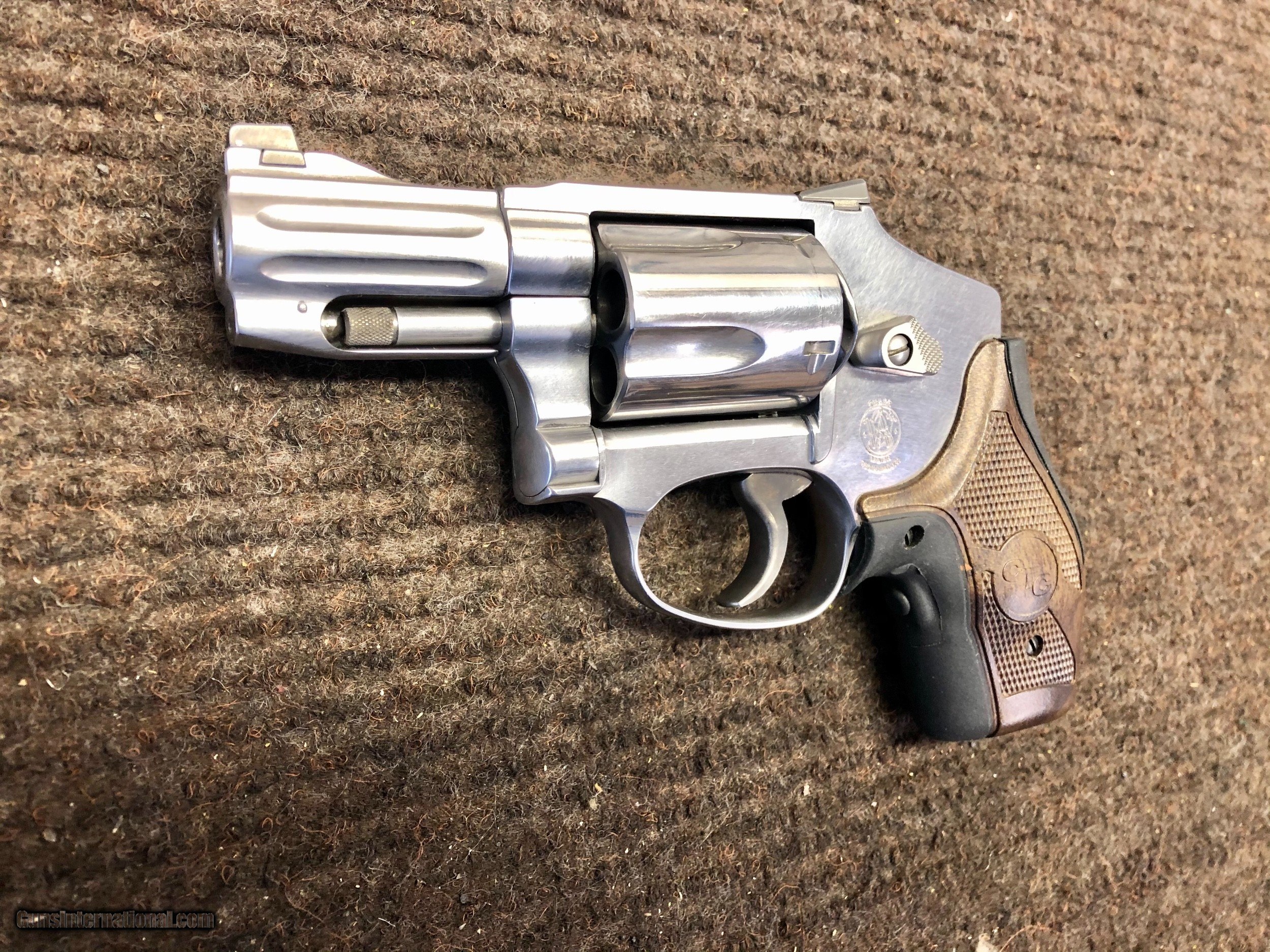 smith and wesson 640 pro