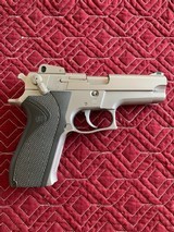 Smith & Wesson Model 5906, Stainless - 1 of 4
