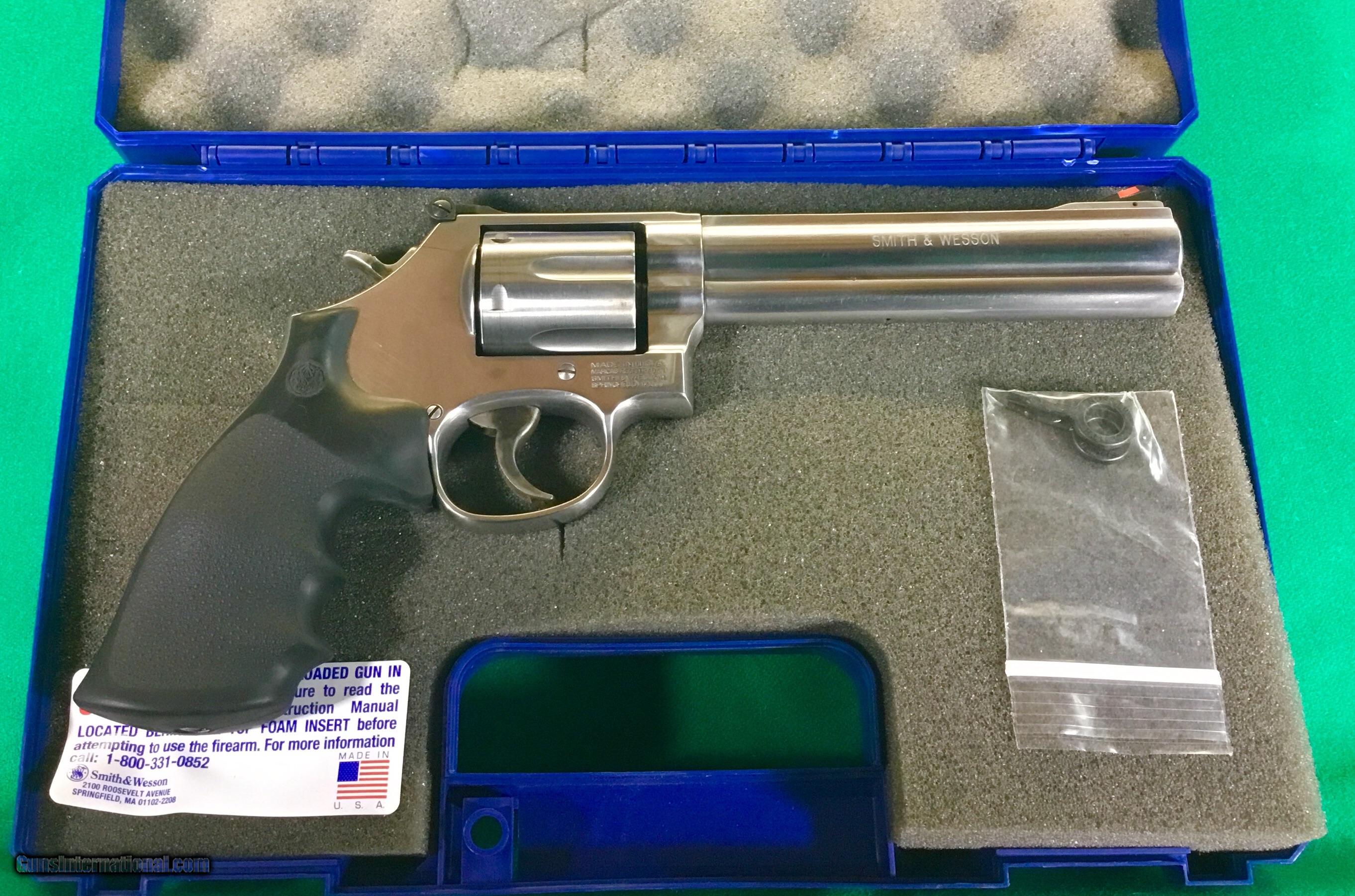 S&W Stainless Steel 686-6, six shot with 6 inch barrel. ANIB with