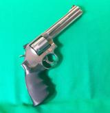 S&W Stainless Steel 686-6, six shot with 6 inch barrel. ANIB with docs. - 2 of 4