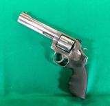 S&W Stainless Steel 686-6, six shot with 6 inch barrel. ANIB with docs. - 1 of 4