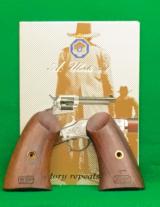 Uberti Scofield in 45 colt, NIB with extra grips, engraved backstrap - 8 of 9