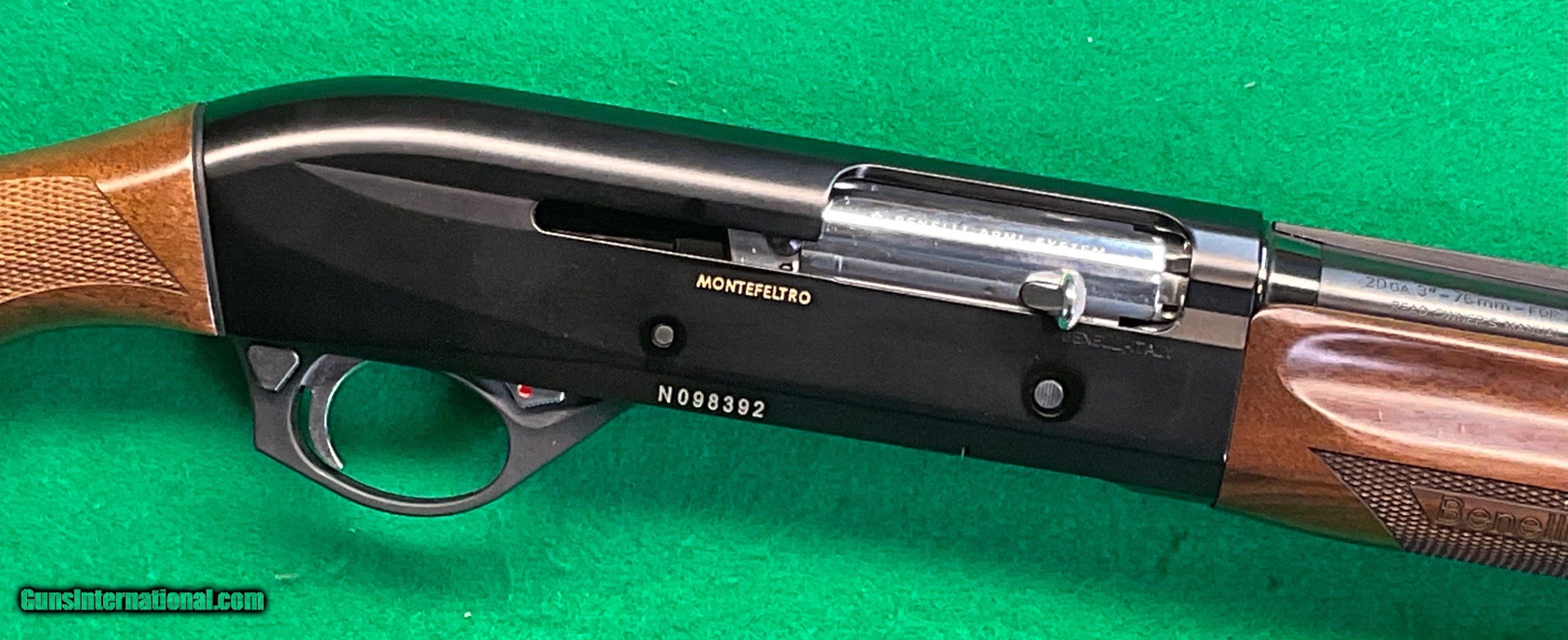 BENELLI MONTEFELTRO, 20 gauge, as new.