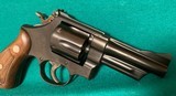 Immaculate Early Smith & Wesson model 28-2 with diamond grips, 4 inch 357 Magnum - 5 of 7