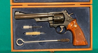 Smith & Wesson 45 ACP model25-2 revolver in original wooden S&W box with tools. Near mint. - Image 1 of 4