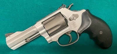 Scarce Smith & Wesson model 337 titanium revolver. - Image 6 of 7