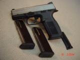 FNH FNS-40 TWO TONE with 3 MAGAZINES - 2 of 7