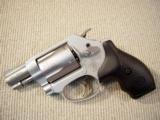 SMITH & WESSON 637-2 38 SPL +P AIRWEIGHT - 4 of 4
