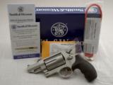 SMITH & WESSON GOVERNOR STAINLESS 45 LC, 45 ACP, 410 2 3/4 - 1 of 3
