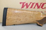 Winchester 70 Super Grade Maple 300wm 535218233 Factory NEW in Box - 5 of 13