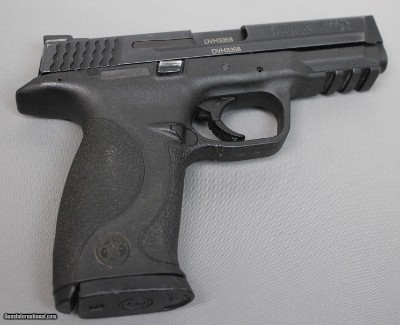 SMITH & WESSON M&P 40CAL