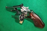 Smith & Wesson Model 686 Stainless .357 Magnum Revolver - 3 of 3