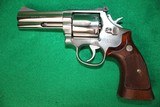 Smith & Wesson Model 686 Stainless .357 Magnum Revolver - 1 of 3