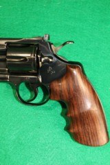 Colt Python 357 Magnum Revolver - 3 of 8