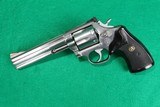 Smith & Wesson Model 686-1 357 Magnum Stainless Revolver - 2 of 4
