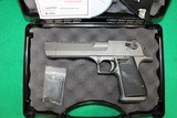 MAGNUM RESEARCH DESERT EAGLE XIX TUNGSTEN 44 MAG 8RD - 3 of 4