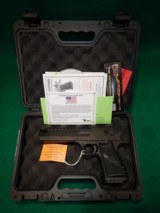 Magnum Research Desert Eagle Mark XIX 50 AE DE50IMB Pistol - 1 of 4