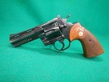 Colt Python 357 Magnum 4