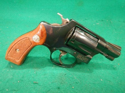 Smith & Wesson Model 36 .38 Special Revolver - Image 2 of 3