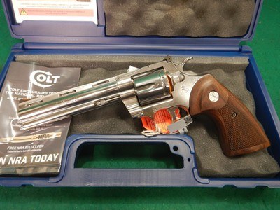 Colt Python 357 Magnum 6in Stainless Revolver New In Box - Image 2 of 3