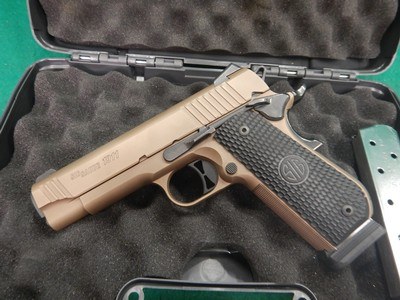 SIG Sauer 1911 Pistol 45 ACP Fastback Emperor Scorpion 4.20