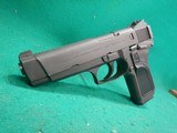Browning BDM 9MM Double Action Pistol - Image 5 of 7