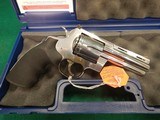 Colt Anaconda 44 Magnum 4.25in Stainless Revolver - 6 Rounds New - Image 3 of 4