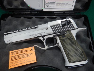 Magnum Research Desert Eagle 50 AE 6