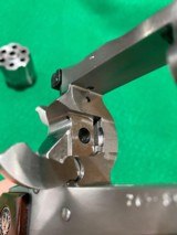 Ruger single six 22LR / 22 Magnum - 9 of 12