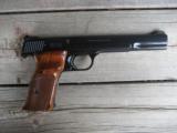 Smith and Wesson Model 41 22LR - 2 of 7