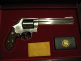 Smith & Wesson Performance Center Classic Series 44 Mag - 1 of 4