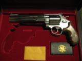 Smith & Wesson Performance Center Classic Series 44 Mag - 4 of 4