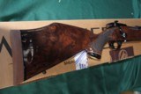 Weatherby Mark 5 Deluxe 300 Weatherby Mag. - 2 of 15