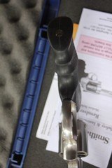 Smith and Wesson 686 - Image 8 of 9