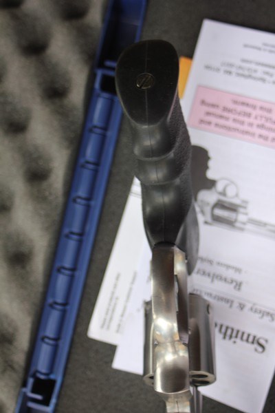 Smith and Wesson 686 - Image 8 of 9