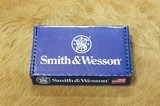 Smith & Wesson M&P 40 Shield - 1 of 7