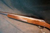 Dakota Arms 20VarTarg Heavy Barrel Varminter Deluxe Case and Great Wood,NIB!!! - 8 of 10