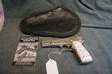 Browning Hi Power 9mm Renaissance - 1 of 9