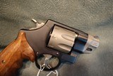 S+W Model 327 357Mag - 4 of 6