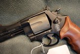 S+W Model 329PD 44Mag Airlite - 4 of 6