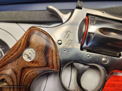ON SALE!!!Pair of Presentation Colt Python Elite Revolvers,Colt President's Guns!!PRICED TO SELL NOW!! - Image 3 of 13