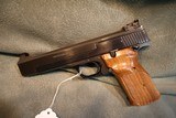 S+W Model 41 no dash with case and extra magazine - 4 of 6
