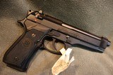 Beretta Model 92FS Made in Italy NIB - 5 of 6