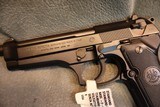 Beretta Model 92FS Made in Italy NIB - 4 of 6