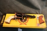 Ruger Vaquero 44Mag 5 1/2