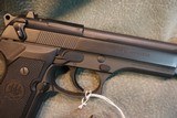 Beretta Model 96 40S+W with 4 magazines - 3 of 5