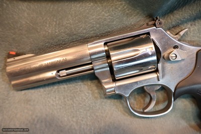 S+W 686-6 Plus 357Mag 7 Shot NIB - Image 3 of 6
