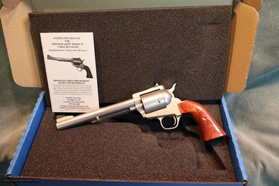 Freedom Arms Model 83 454Casull 7 1/2