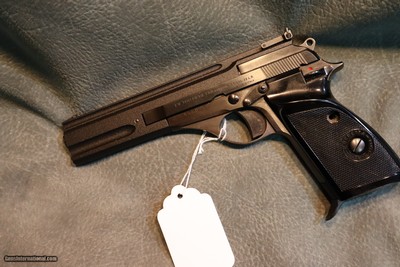 Beretta Model 76 22LR Target Pistol