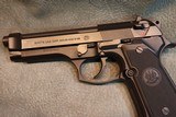 Beretta 96FS 40S+W w/box and papers - 3 of 6